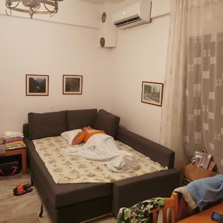 ניאה מודאניה Entire Bedroom Apartment With Big Balcony Perfect For Families Mishev מראה חיצוני תמונה